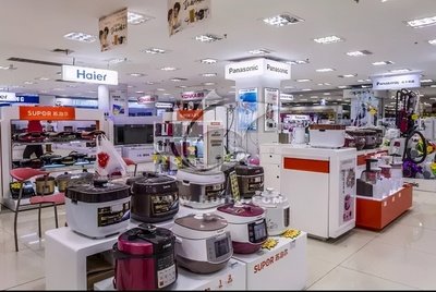 各种电器品牌的展示，体现选择的多样性